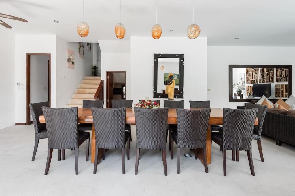 Villa Annecy Seminyak Exteriör bild