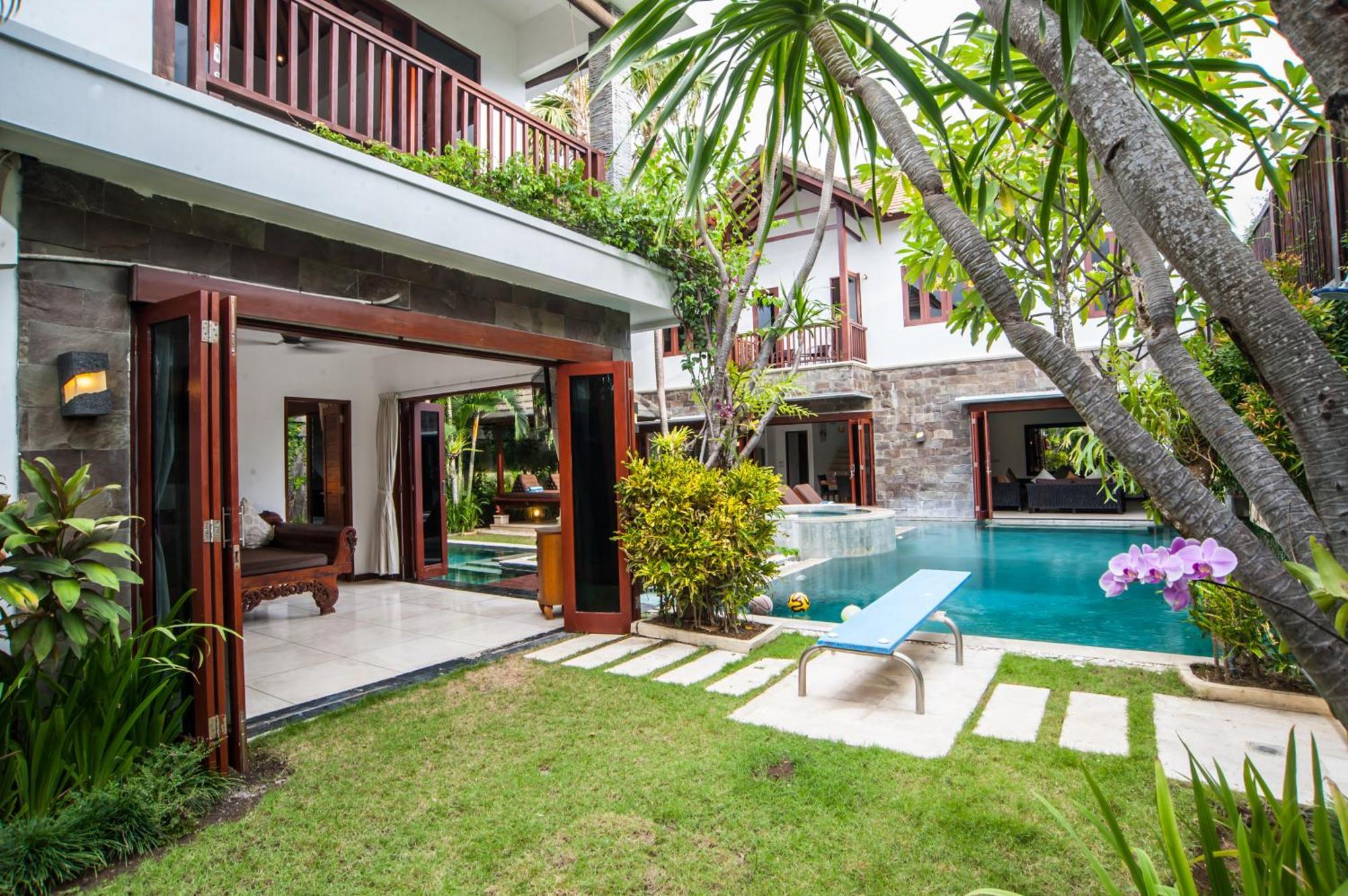 Villa Annecy Seminyak Exteriör bild
