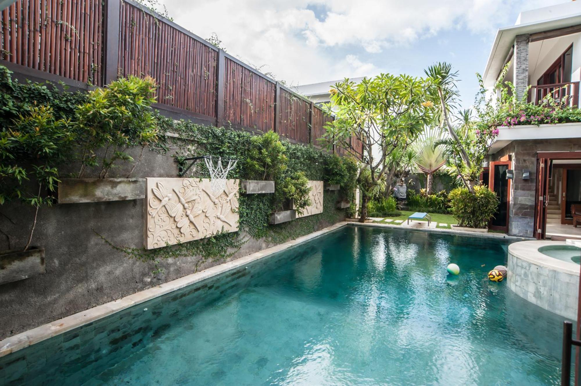 Villa Annecy Seminyak Exteriör bild
